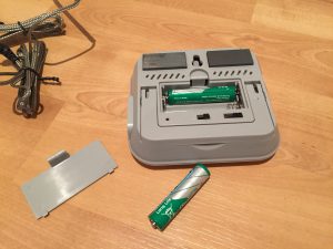Batterien einlegen beim Topelek Grillthermometer